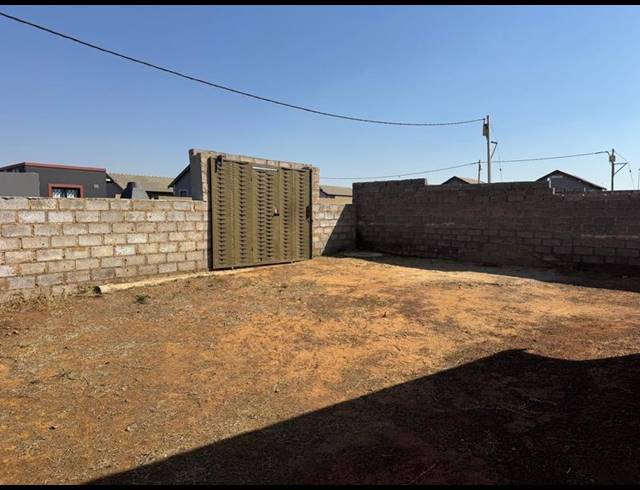 2 BEDROOM HOUSE FOR SALE IN MOHLAKENG